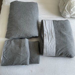 Riley Reversible Grey Flannel Sheet Set - King - Like new!